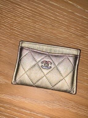 CHANEL Lambskin Iridescent Card Holder